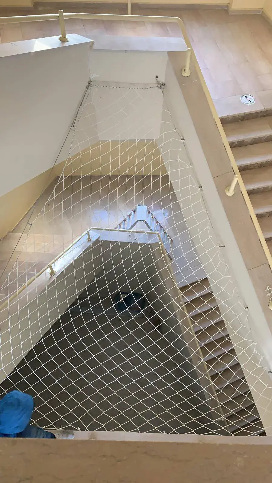 Bina Boşluğu Güvenlik Filesi